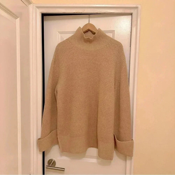 &other stories wool cotton blend turtleneck oversized sweater - Picture 3 of 7